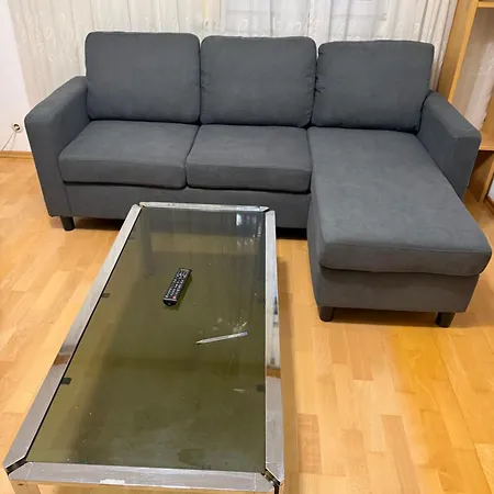 Apartment Mercy Frimpong Linz